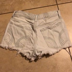 Hollister High-waisted Jean shorts